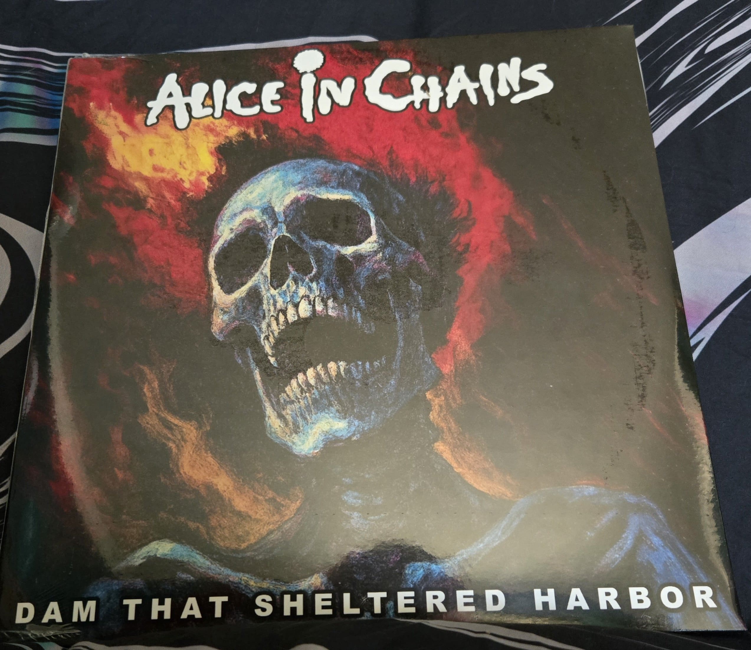 Alice in Chains Dam That Sheltered Harbor Honolulu 1993 - Lady